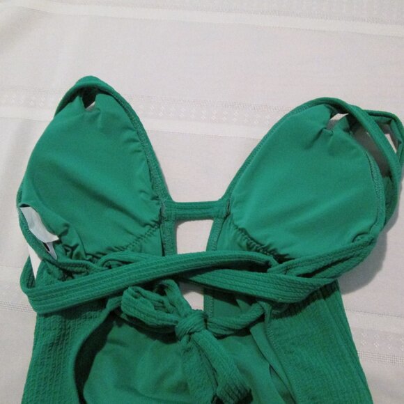 Becca Pucker Up Tear Drop One-Piece Swimsuit NWT Sz S - Picture 8 of 11